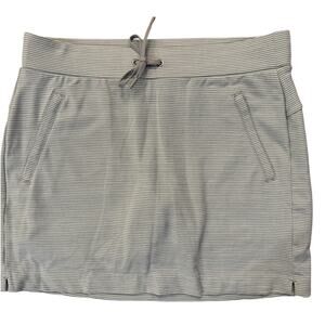 Athleta Gray Pinstripe Skort Small, Women's Activewear, Athletic Travel Everyday
